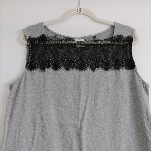 Cabi Style Number 3815 Womens Gray Lace Detailing Y2K Preppy Tank Top Size Large - Picture 2 of 7